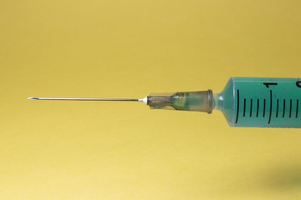 ワキガの悩み解消にはミラドライとボトックス注射のどっち向き？